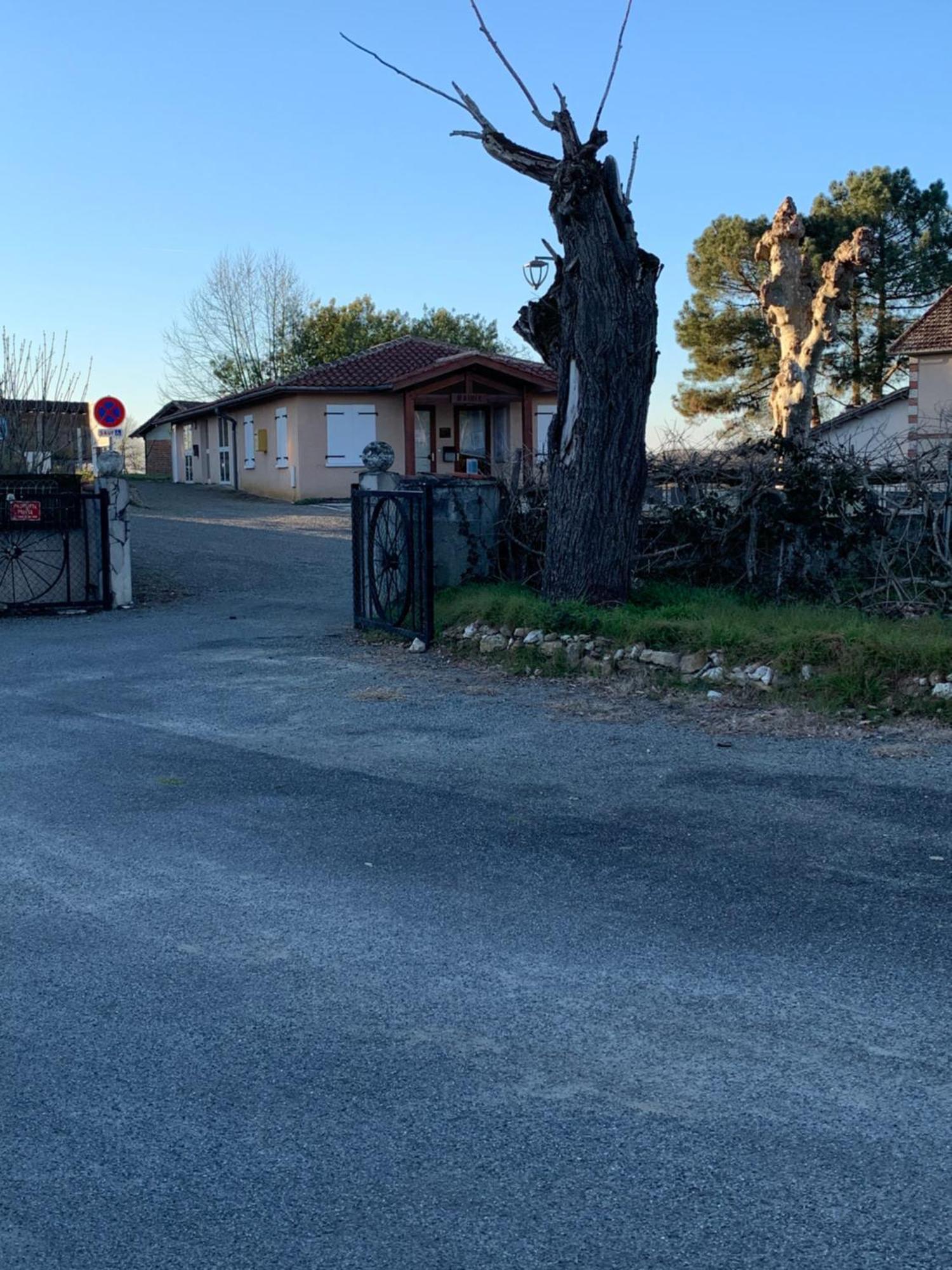 Petite Maison Dans Un Village Du Gers Sabazan Zewnętrze zdjęcie